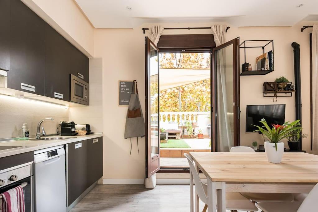 Atico Con Terraza Y Chimenea Junto A Universidad Alcala de Henares Luaran gambar